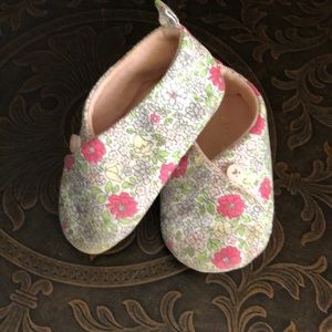 Baby gap soft sole baby shoes.